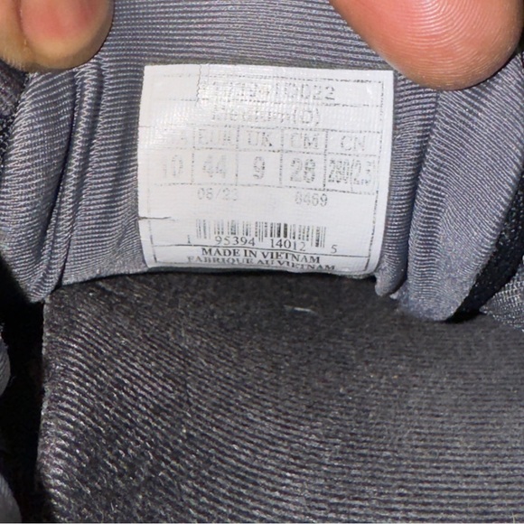 Brooks Ghost 15 Gore Tex Black Grey 1103941D022 Men’s Size 10 - Picture 6 of 6